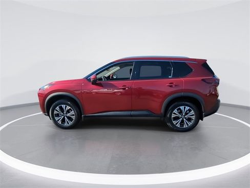 Used 2021 Nissan Rogue SV w/ Premium Package image 5