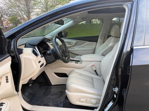 Used 2019 Nissan Murano SL w/ SL Technology Package FWD image 9