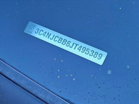 Used 2018 Jeep Compass Latitude w/ Popular Equipment Group image 23