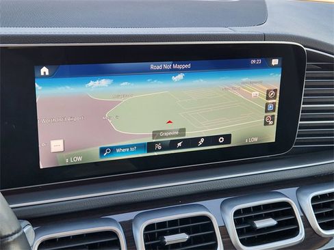 Used 2022 Mercedes-Benz GLS 450 4MATIC image 15