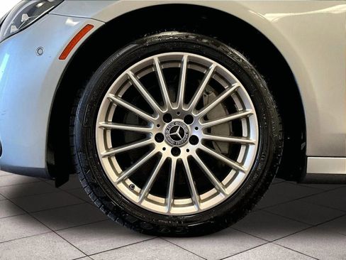 Used 2021 Mercedes-Benz E 350 4MATIC Sedan w/ Premium Package image 8