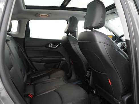 Used 2022 Jeep Compass Trailhawk w/ Trailhawk Elite Group AWD/4WD image 14