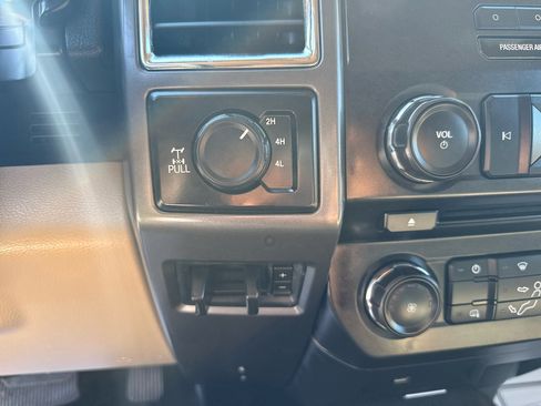 Used 2017 Ford F350 XLT w/ XLT Value Package image 26