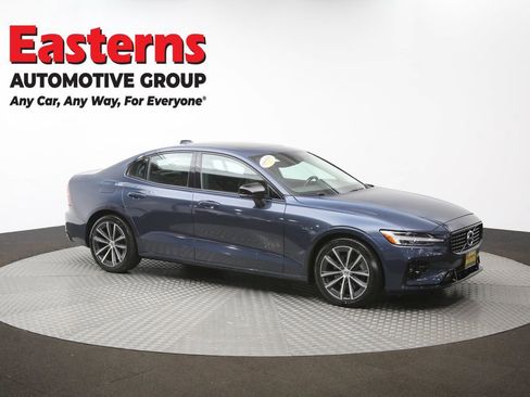 Used 2022 Volvo S60 B5 Momentum AWD/4WD image 47