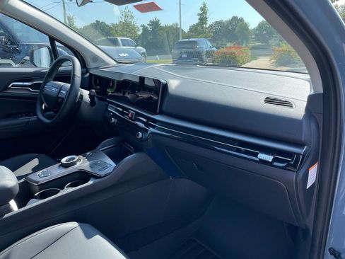 New 2026 Kia Sportage EX image 31