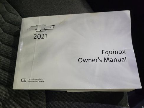Used 2021 Chevrolet Equinox LT image 58