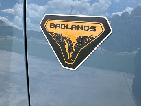 Used 2025 Ford Bronco Badlands AWD/4WD image 28