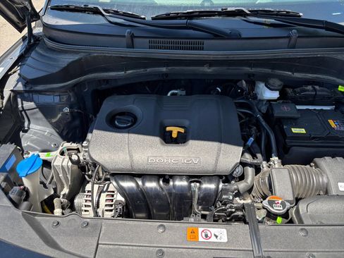 Used 2025 Kia Soul LX w/ LX Technology Package FWD image 31