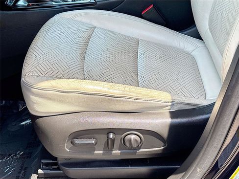 Used 2020 Buick Encore GX Essence w/ Experience Buick Package AWD/4WD image 19