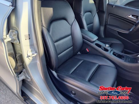 Used 2018 Mercedes-Benz GLA 250 4MATIC image 23