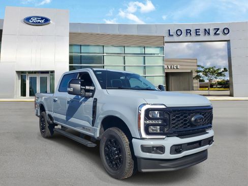 New 2026 Ford F350 Lariat w/ Black Appearance Package AWD/4WD image 3