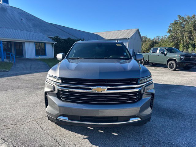 Used 2021 Chevrolet Suburban LT RWD image 8