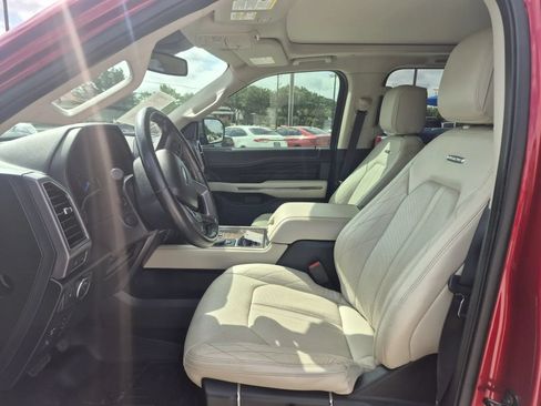 Used 2018 Ford Expedition Platinum RWD image 15