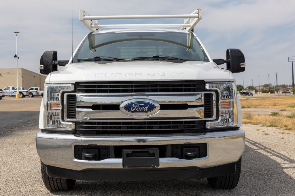 Used 2019 Ford F350 XL w/ STX Appearance Package RWD image 2