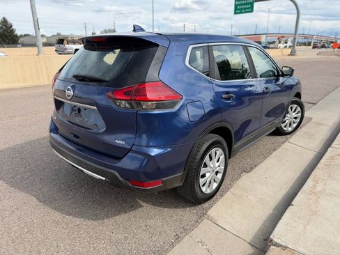 Used 2017 Nissan Rogue S AWD/4WD image 5