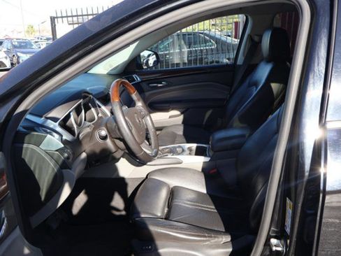 Used 2011 Cadillac SRX Luxury image 19