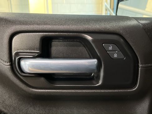 Used 2021 Chevrolet Silverado 1500 RST image 25