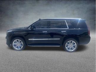 Used 2017 Cadillac Escalade Luxury w/ LPO, Radiant Package AWD/4WD video 2