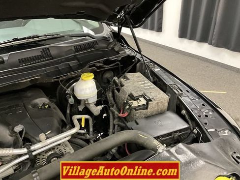 Used 2018 RAM 1500 Big Horn AWD/4WD image 42
