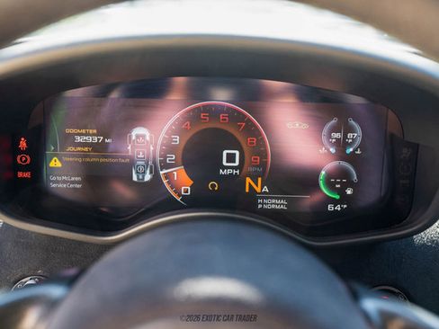 Used 2018 McLaren 570S Spider image 65