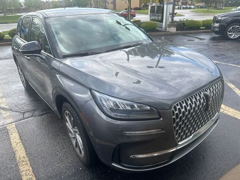 Used 2023 Lincoln Corsair AWD w/ Equipment Group 101A image 4