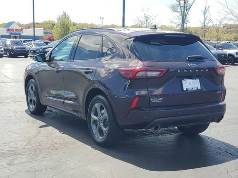 Certified 2023 Ford Escape ST-Line w/ Tech Pack #1 AWD/4WD image 4