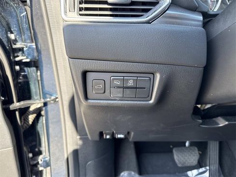 Used 2025 MAZDA CX-5 AWD 2.5 S w/ Preferred Package image 13