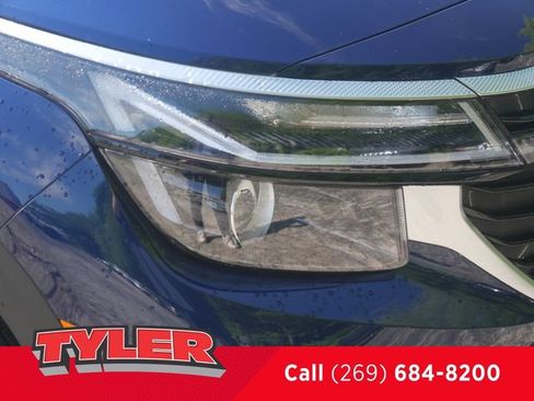 Used 2024 Kia Seltos S AWD/4WD image 10