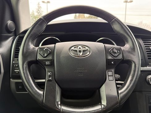 Used 2019 Toyota Sequoia Limited w/ Safety & Convenience Package AWD/4WD image 24