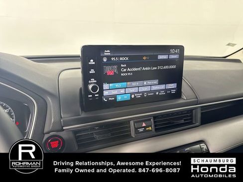 Used 2025 Honda Pilot EX-L image 6