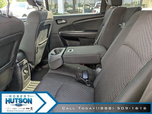 Used 2019 Dodge Journey SE w/ Premium Group image 13