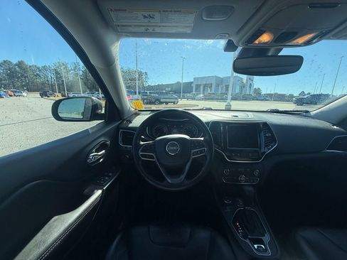 Used 2021 Jeep Cherokee Limited w/ Elite Package image 13