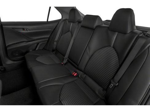 Used 2021 Toyota Camry SE image 11