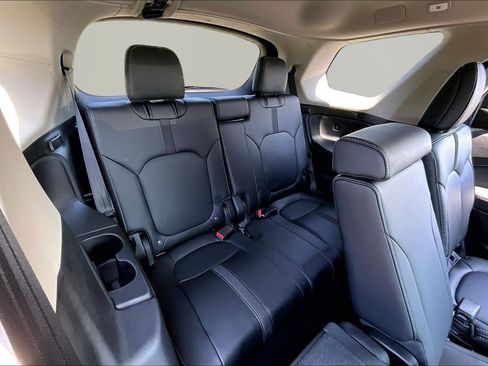 Used 2025 Honda Pilot EX-L image 20