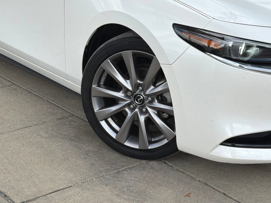 Used 2019 MAZDA MAZDA3 Sedan w/ Premium Package FWD image 10