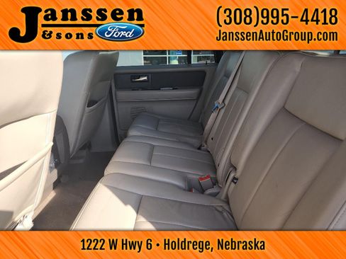 Used 2010 Ford Expedition EL XLT image 17
