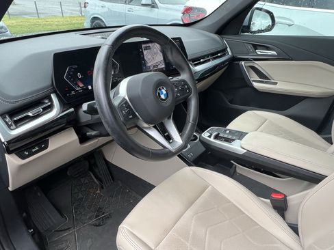 Used 2023 BMW X1 xDrive28i w/ Convenience Package AWD/4WD image 17