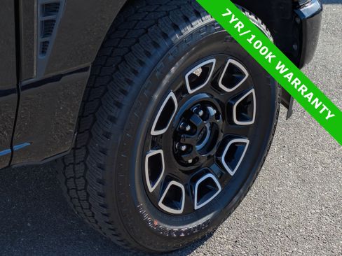 Used 2025 Ford F350 Platinum image 12