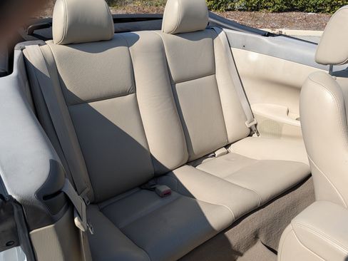 Used 2006 Toyota Solara SLE image 15