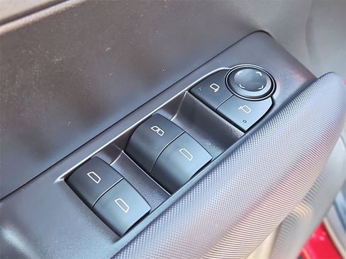 Certified 2025 Chevrolet Colorado Z71 w/ Z71 Convenience Package 2 image 29