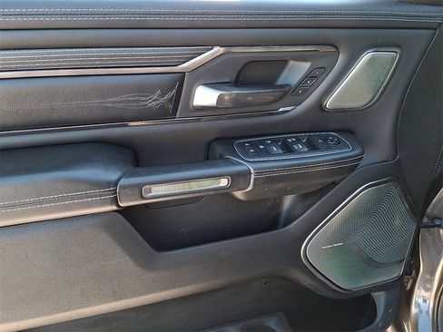 Used 2019 RAM 1500 Limited image 11