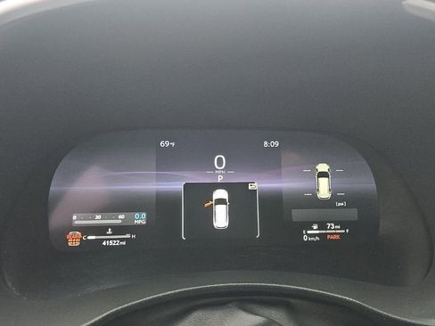 Used 2023 Toyota Highlander Limited FWD image 11