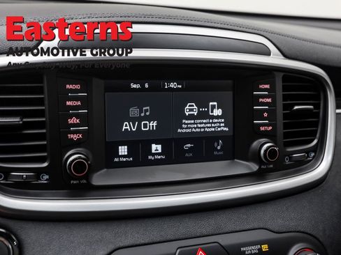 Used 2020 Kia Sorento EX image 19
