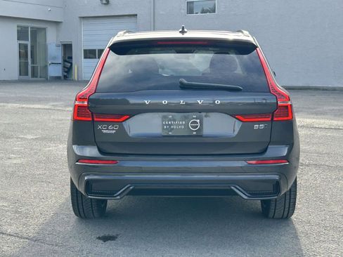 Certified 2023 Volvo XC60 B5 Plus w/ Climate Package image 4