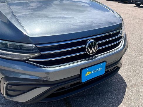 Used 2024 Volkswagen Tiguan SE AWD/4WD image 29