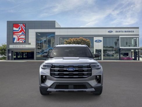 New 2026 Ford Explorer Active w/ Active Comfort Package RWD image 6