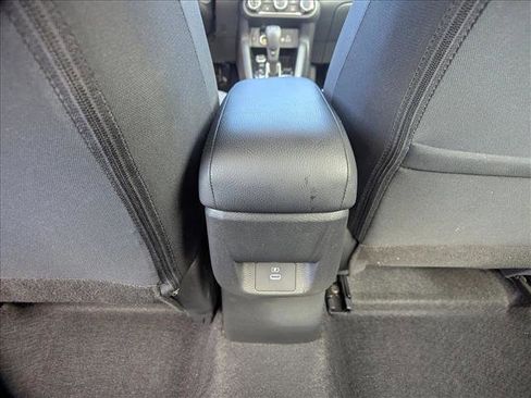 Used 2025 Nissan Versa SV image 14
