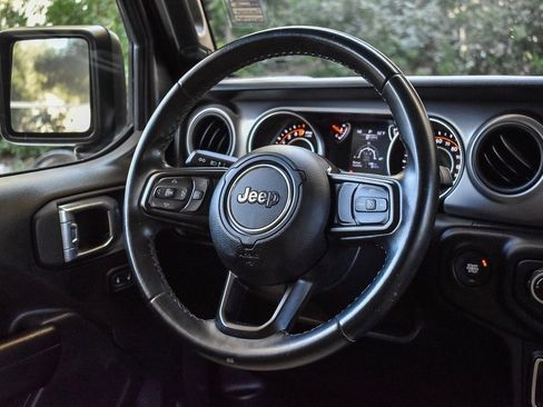 Used 2021 Jeep Wrangler Unlimited Sport image 14