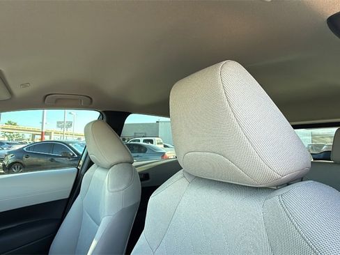 New 2026 Toyota Corolla Cross L image 14