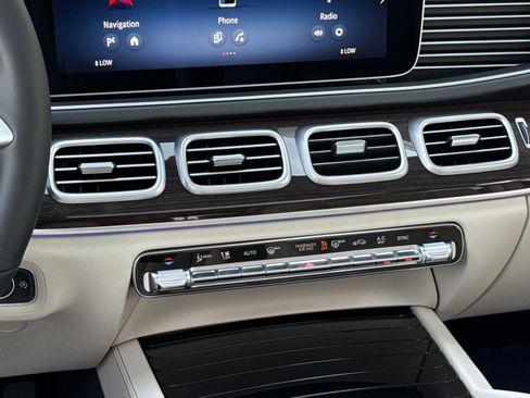 Certified 2026 Mercedes-Benz GLE 450 4MATIC image 22